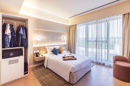 Executive Room At Dubai Creek In Jaddaf Ac 11 Luxury Bookings