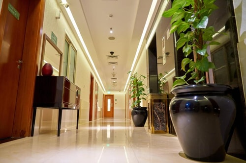 One Bedroom Apartment Near Grand Barsha Ab 12 Luxury Bookings