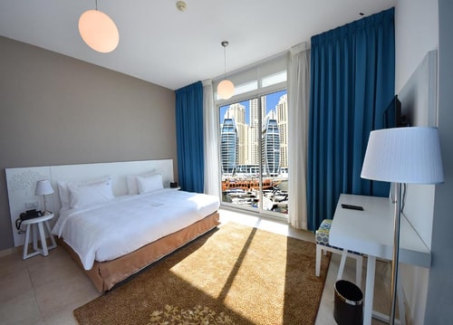 Two Bedroom Apartment Walk from Rove Marina Hotel 6 Luxury Bookings
