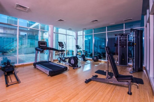Two Bedroom Apartment Walk from Rove Marina Hotel 15 Luxury Bookings