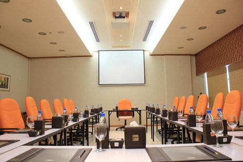 Premier One Bedroom City View Apartment Al Khan 2 5 Luxury Bookings