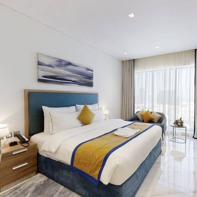 Three Bedroom Apartment Near Al Maya Supermarket 0 Luxury Bookings