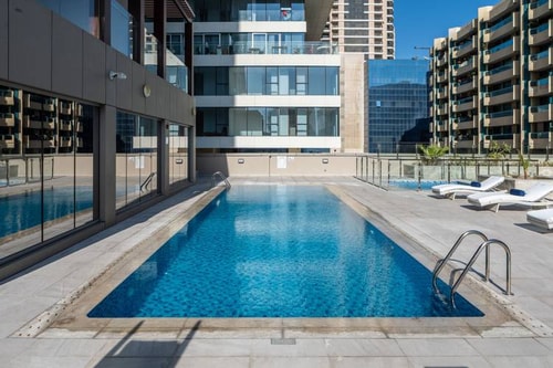 Three Bedroom Apartment Near Al Maya Supermarket 15 Luxury Bookings