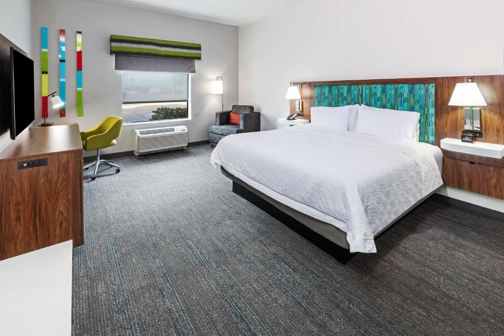 King room Near Krestmark Industries LP DAL Luxury Bookings