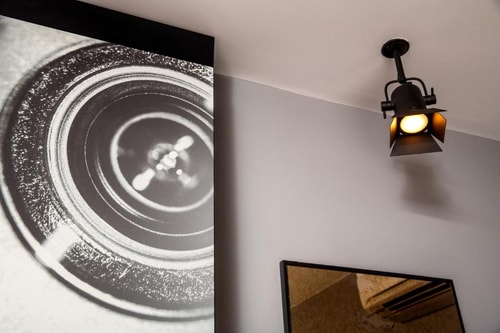 Queen Room Near Oxbridge Online School LON 4 Luxury Bookings
