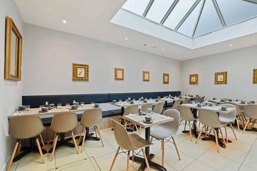 Double Or Twin Room Near Garden Halls LON 16 Luxury Bookings