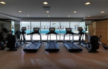 Three Bedroom Suite Near Bay Square Dubai 16 Luxury Bookings