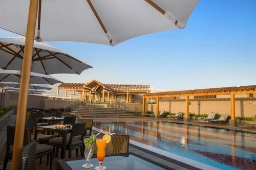 Classic King Or Twin Room Near Mall Of Al Ain 15 Luxury Bookings