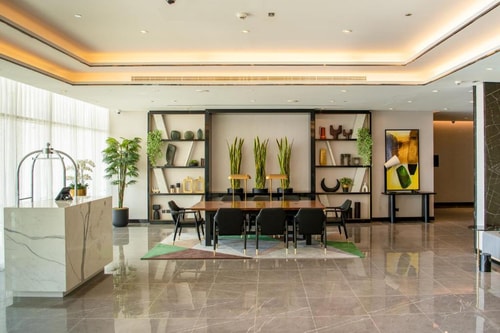One Bedroom Suite Near Water Town Damac Hill 2 9 Luxury Bookings