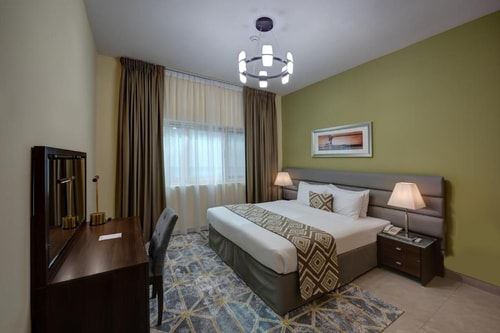 One Bedroom Apartment Walk from Mashreq Metro STN 1 Luxury Bookings