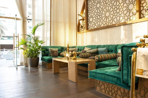 Classic Room Near Burhani Mosque Dubai 11 Luxury Bookings