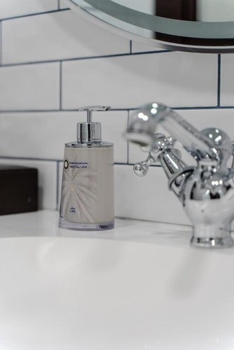 Deluxe Double Room Near Al Shindagha Museum 8 Luxury Bookings