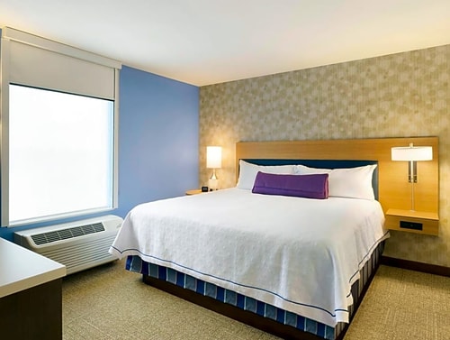 Studio Suite Near Aerodrom Ice Skating Complex HOU 2 Luxury Bookings