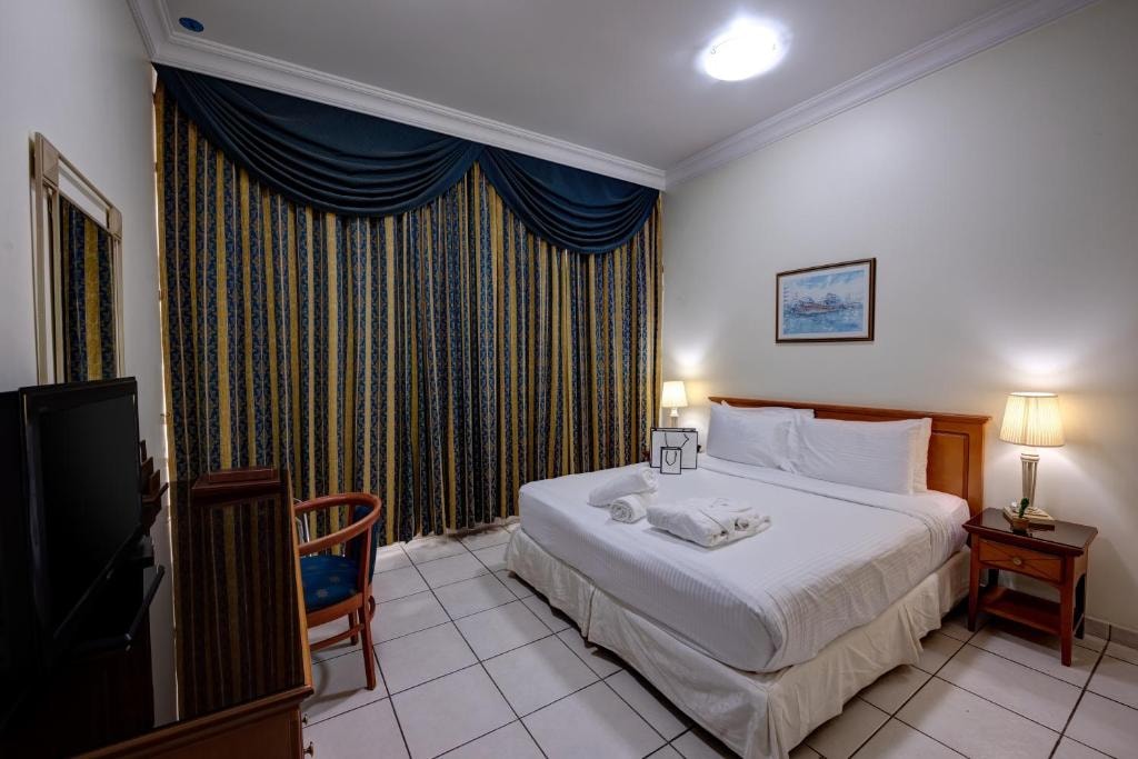 Classic 1 Bedroom Apartment Near Royal Kids Center Luxury Bookings