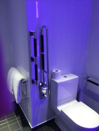 King Room Near The Crane Building London LON 6 Luxury Bookings
