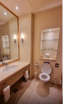 Deluxe Double Room Near Morita Estates LON 6 Luxury Bookings