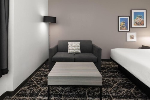 King Room Near BE Staffing Solutions HOU 8 Luxury Bookings