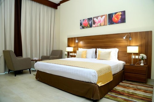 Studio Apartment Near Mall of Emirates 0 Luxury Bookings