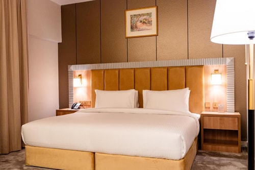 Deluxe King Or Twin Room Near Abuhail Centre Dubai 2 Luxury Bookings