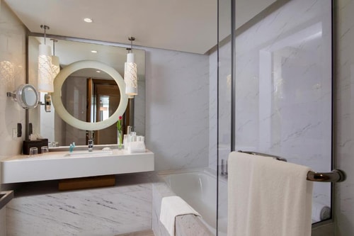 1 Bedroom Near Skyline Residence Sheikh Zayed Road 3 Luxury Bookings
