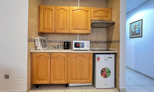 Studio Apartment Near Abu Dhabi Corniche Ac 4 Luxury Bookings