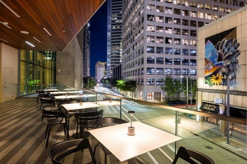 King Room Near Downtown Houston Tunnel HOU 8 Luxury Bookings