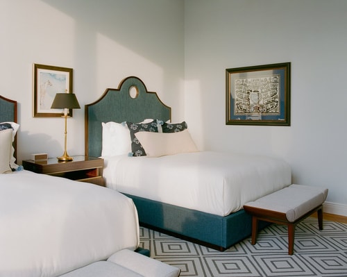 Double or Twin Room Near Ewing Buick GMC DAL 1 Luxury Bookings