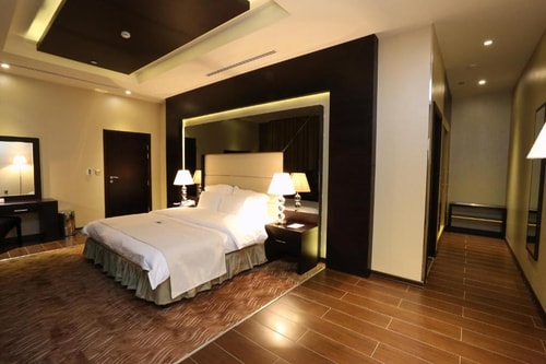 Royal Suite Near Abu Dhabi Mall By Luxury Bookings 10 Luxury Bookings