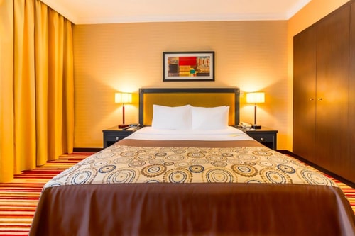 One Bedroom Suite Near Mamoura Park Abu Dhabi 1 Luxury Bookings