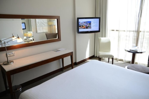 Standard Room Near Yas Beach By Luxury Bookings 3 Luxury Bookings