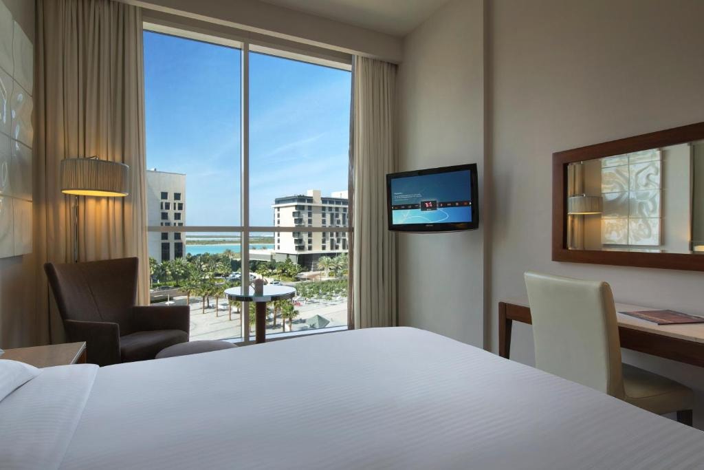Standard Room Near Yas Beach By Luxury Bookings Luxury Bookings