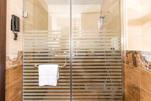 Executive Suite Near Taba Medical 4 Luxury Bookings