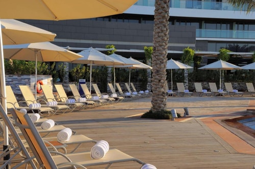 Suite With Terrace Near Yas Beach. 8 Luxury Bookings