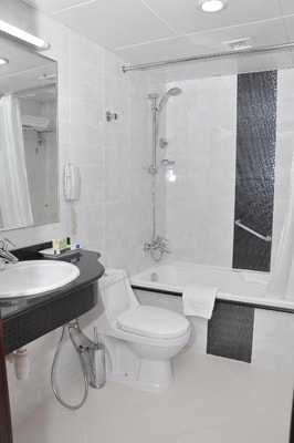 Executive Suite Near Wahda Mall Abu Dhabi 8 Luxury Bookings