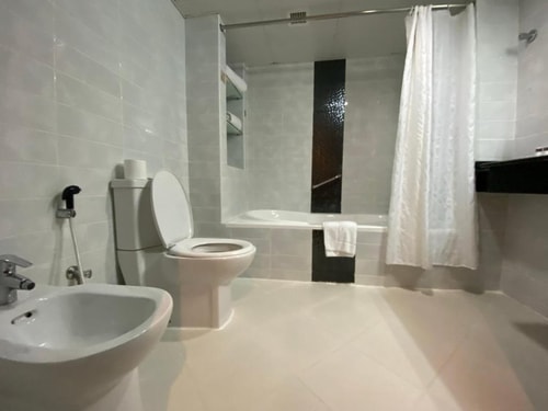 Executive Suite Near Wahda Mall Abu Dhabi 9 Luxury Bookings