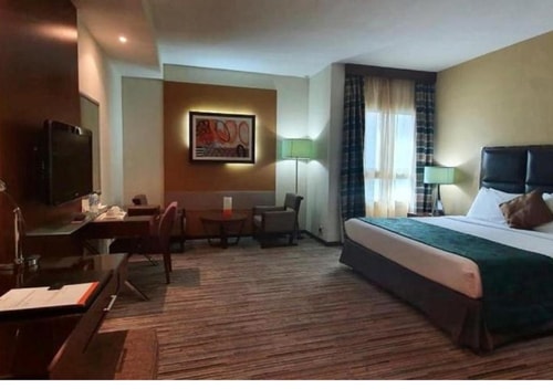 Executive Suite Near Wahda Mall Abu Dhabi 2 Luxury Bookings