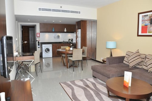 Executive Suite Near Wahda Mall Abu Dhabi 6 Luxury Bookings