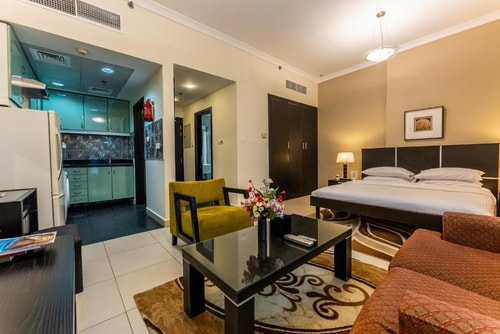 Studio Apartment Near Good Day Market 5 Luxury Bookings