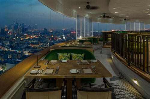 Two Bedroom Apartment Near Gold Souk 15 Luxury Bookings