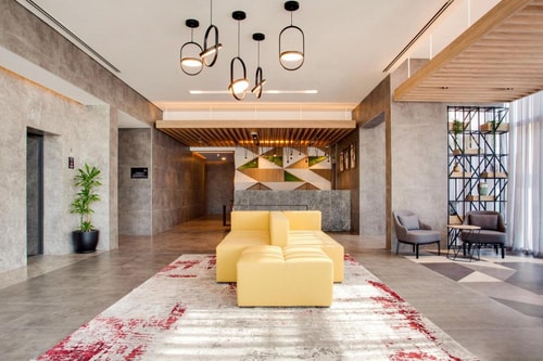 Superior Room Near Nostalgia Cafe 5 Luxury Bookings