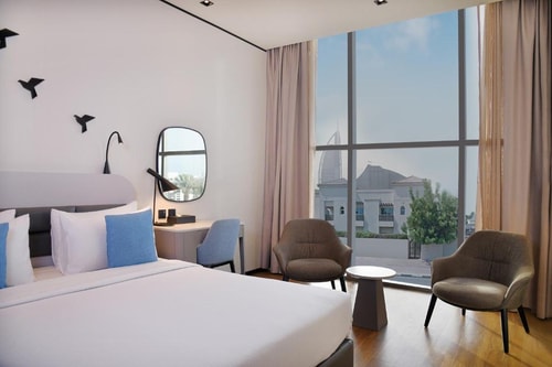One Bedroom Suite Near Nostalgia Cafe 13 Luxury Bookings