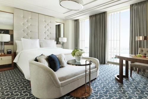 Superior Room At Maryah Island Near Sports Park 0 Luxury Bookings