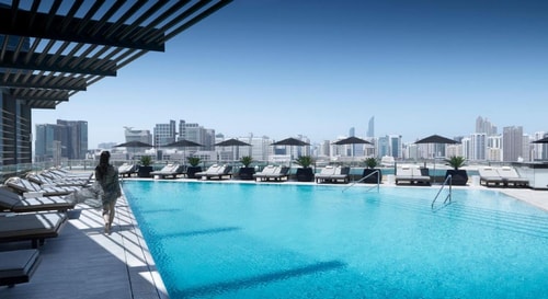 Superior Room At Maryah Island Near Sports Park 4 Luxury Bookings