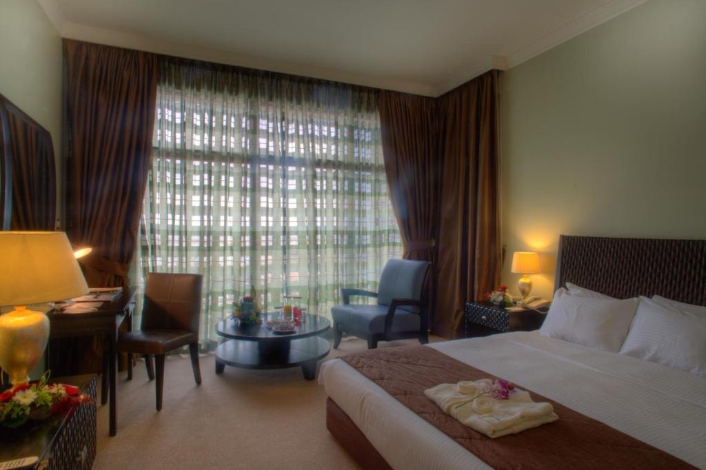 Deluxe Room Near Abu Dhabi Corniche Beach Ab Luxury Bookings