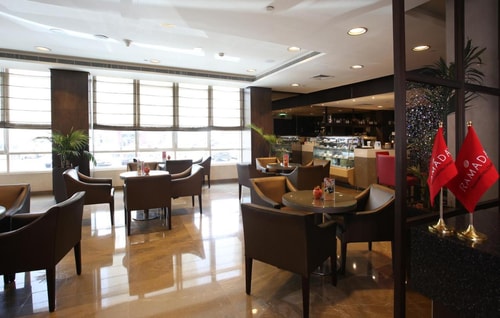 Premium King Suite near K M hypermarket 11 Luxury Bookings