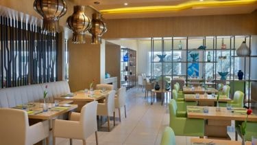 Luxury Club Oceanfront Room Near France Consulate 12 Luxury Bookings
