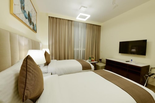 Standard Studio Near In Field Super Market 7 Luxury Bookings