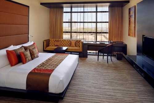 Deluxe King Room near Al Diar Mina Hotel Abu Dhabi Luxury Bookings