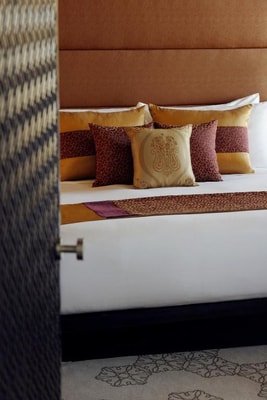 Deluxe King Room near Al Diar Mina Hotel Abu Dhabi 2 Luxury Bookings