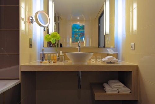 Deluxe Suite Near Cyan Beach By luxury Bookings 6 Luxury Bookings